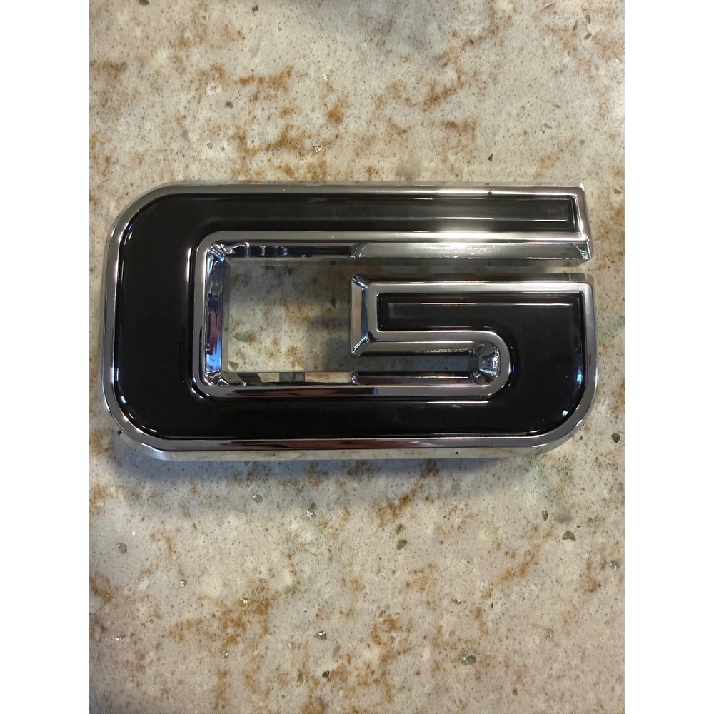GMC Sierra MultiPro Tailgate Emblem Letter G Black Chrome OEM 84364382 T1XX
